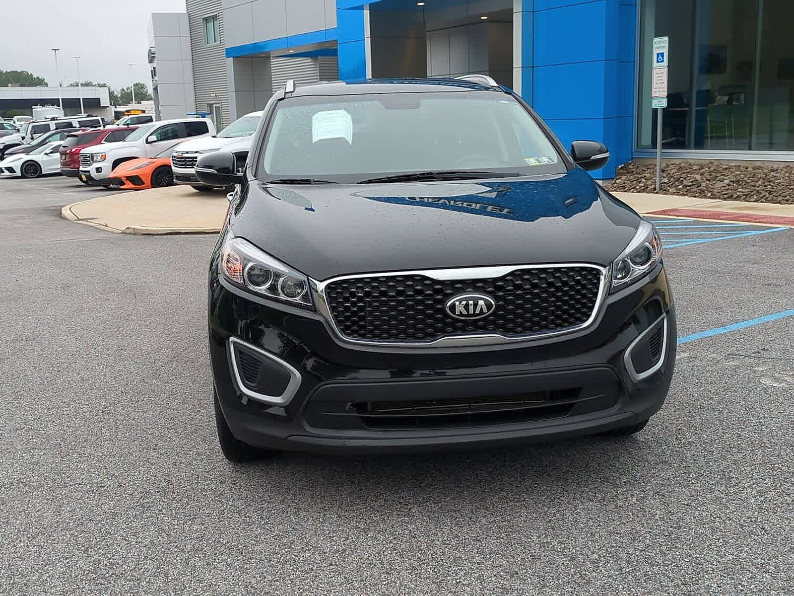 2018 Kia Sorento LX photo 2