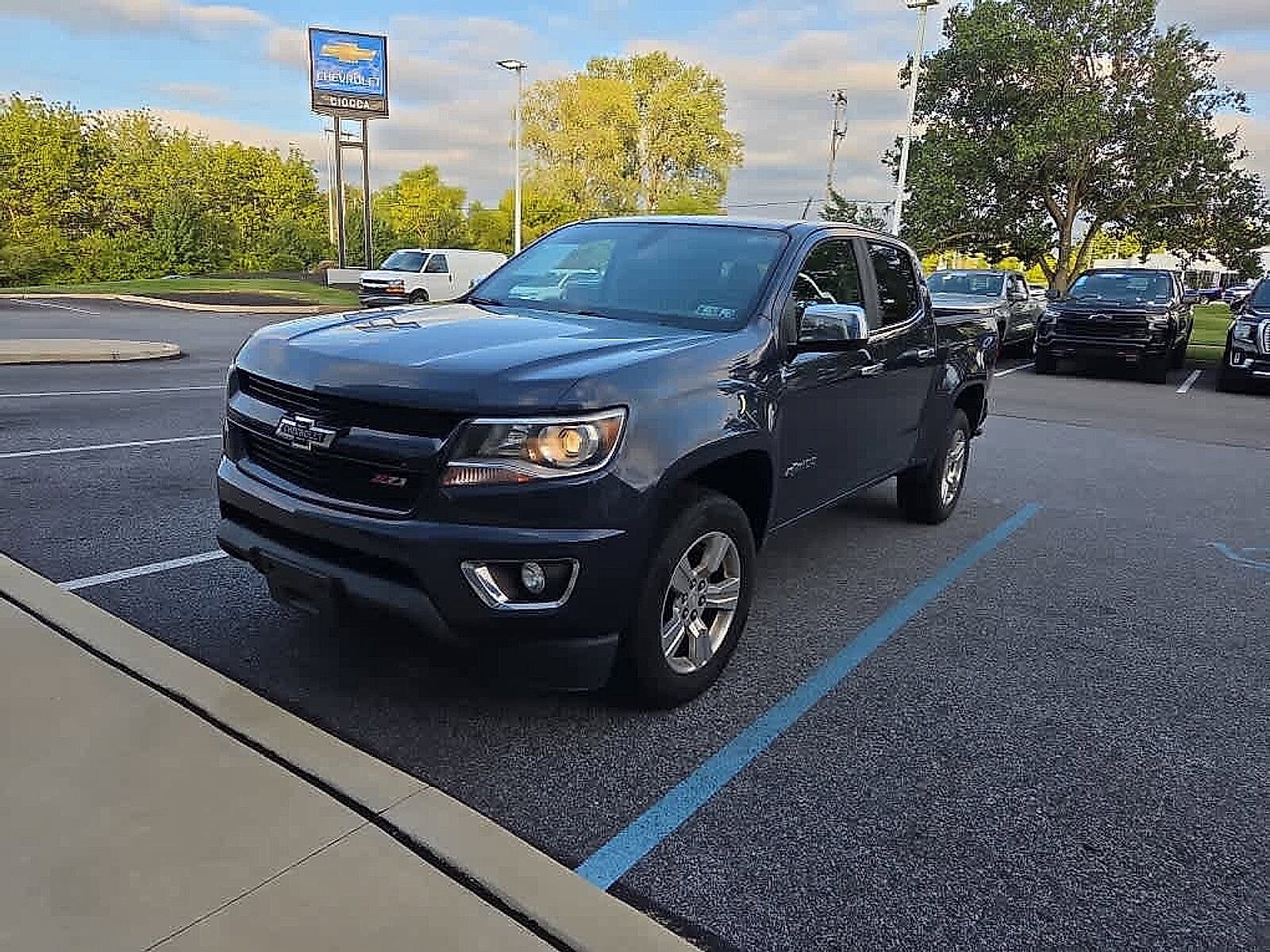 2018 Chevrolet Colorado Z71 photo 3