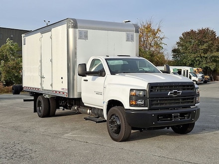 2024 Chevrolet Silverado 6500 HD Work Truck Truck