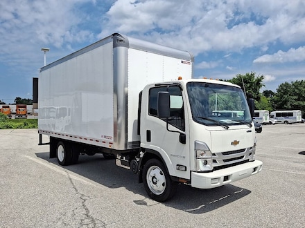 2025 Chevrolet Low Cab Forward 5500 XG NA Truck