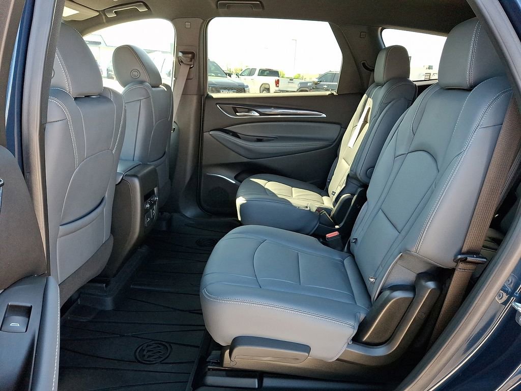 2023 Buick Enclave Premium - Photo 13