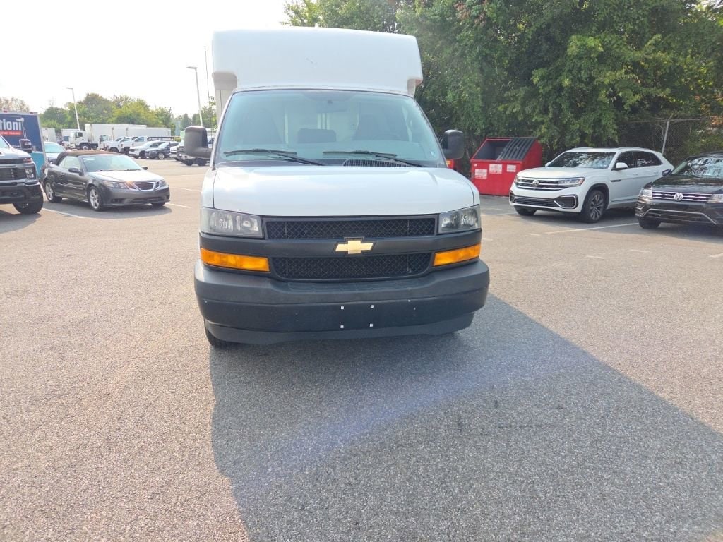Used 2019 Chevrolet Express Cutaway 3500 VAN RWD 3500 139 Cutaway Van
