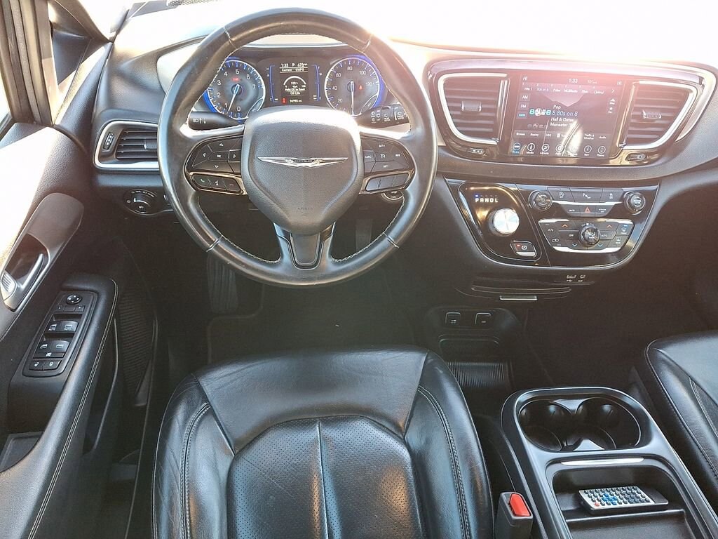 Used 2018 Chrysler Pacifica Touring L