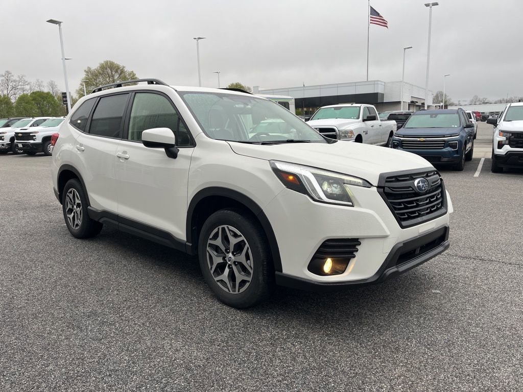 2023 Subaru Forester Premium