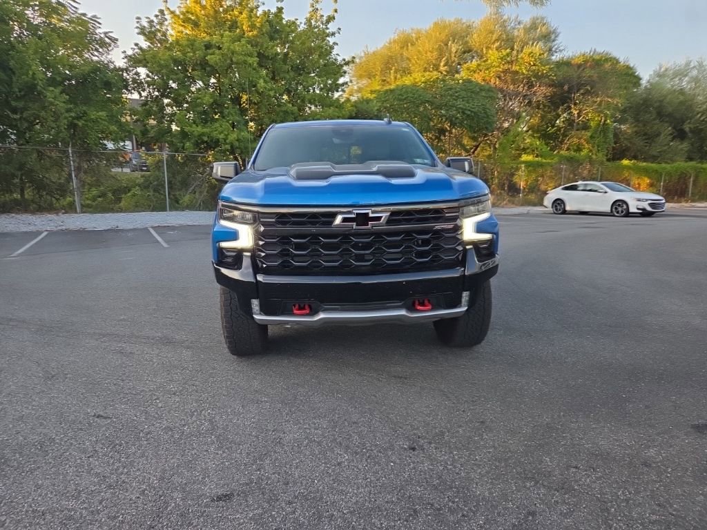 2022 Chevrolet Silverado 1500 ZR2 photo 2