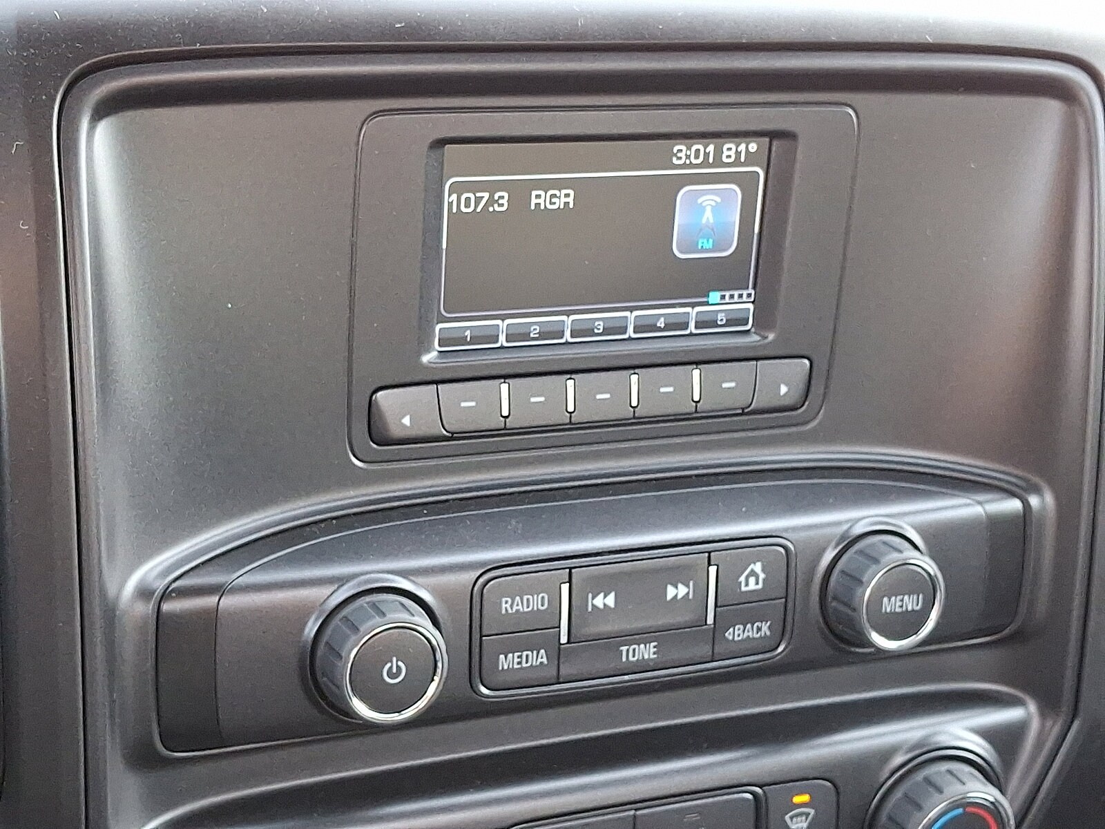 2024 Chevrolet Silverado 5500HD Work Truck photo 4