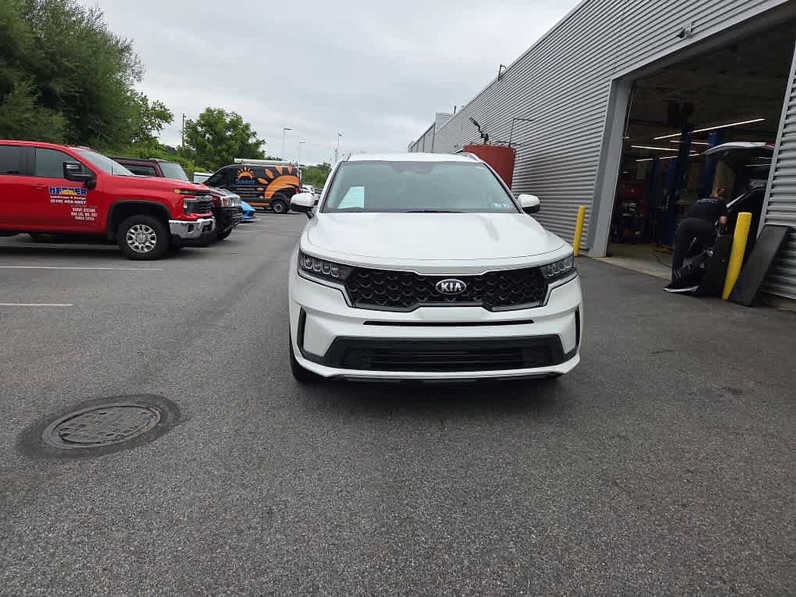 2021 Kia Sorento Hybrid S photo 2