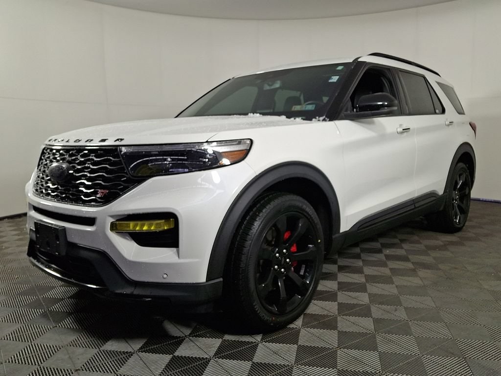 2023 Ford Explorer ST - Photo 6