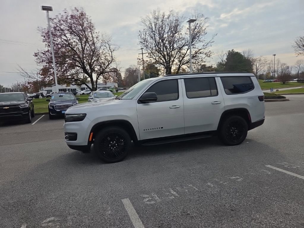 2024 Jeep Wagoneer Series II Carbide photo 3