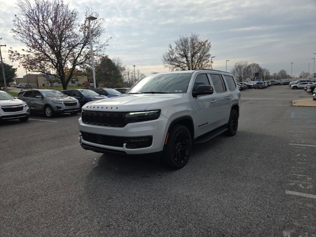 Used 2024 Jeep Wagoneer Series II Carbide