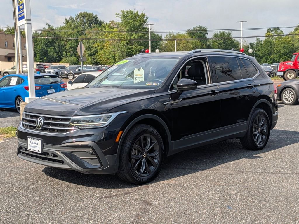 2022 Volkswagen Tiguan SE photo 2