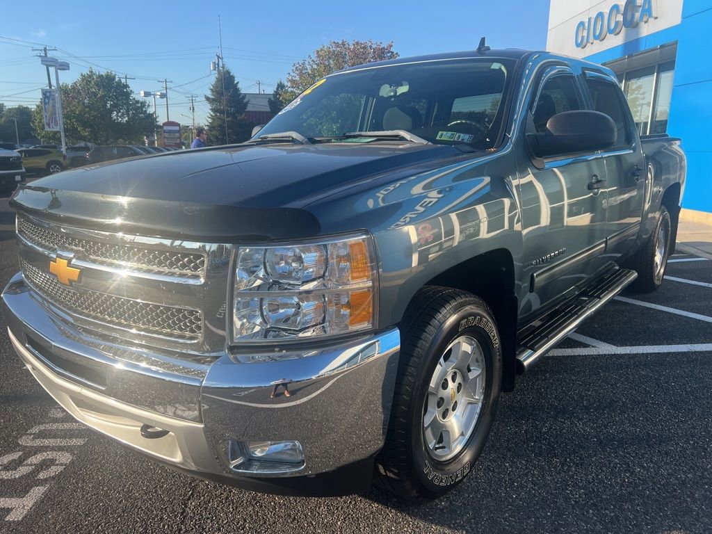 2012 Chevrolet Silverado 1500 LT photo 3