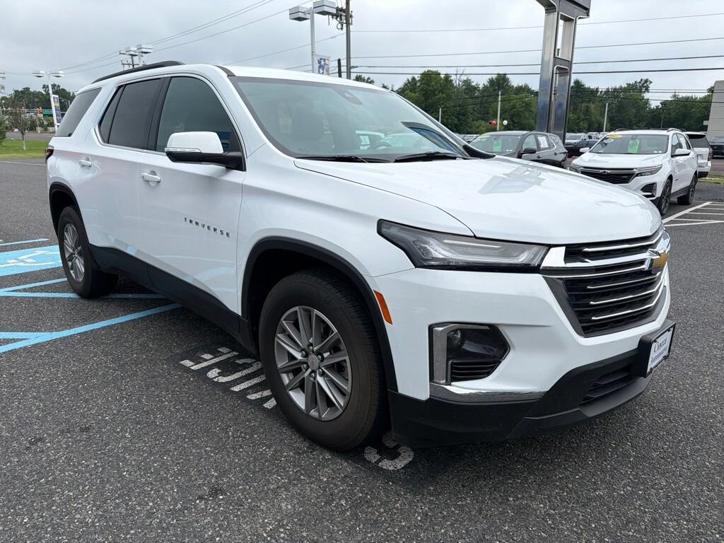 Used 2023 Chevrolet Traverse LT Leather SUV