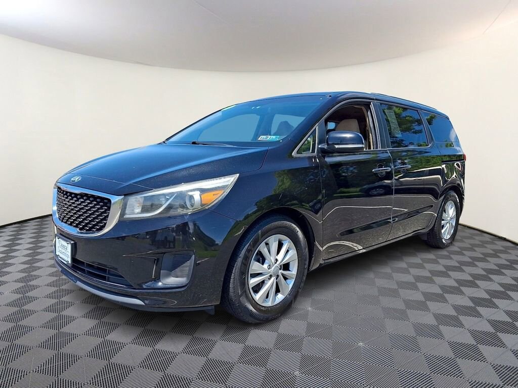 Used 2016 Kia Sedona LX Van