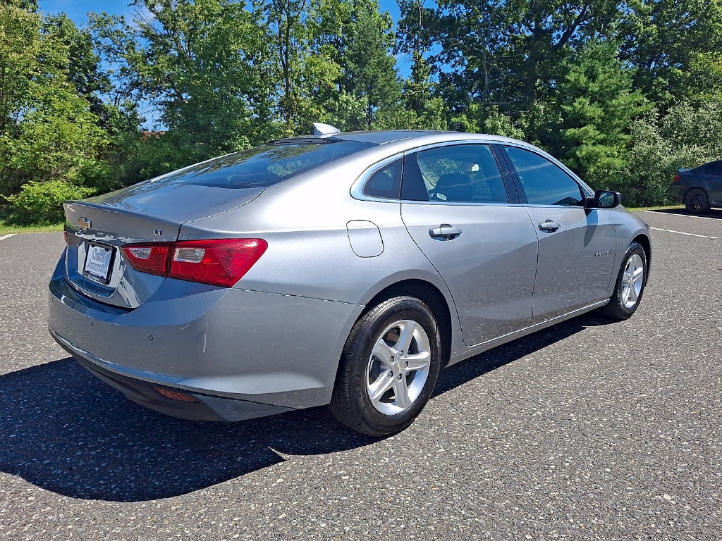 2024 Chevrolet Malibu 1LT - Photo 9
