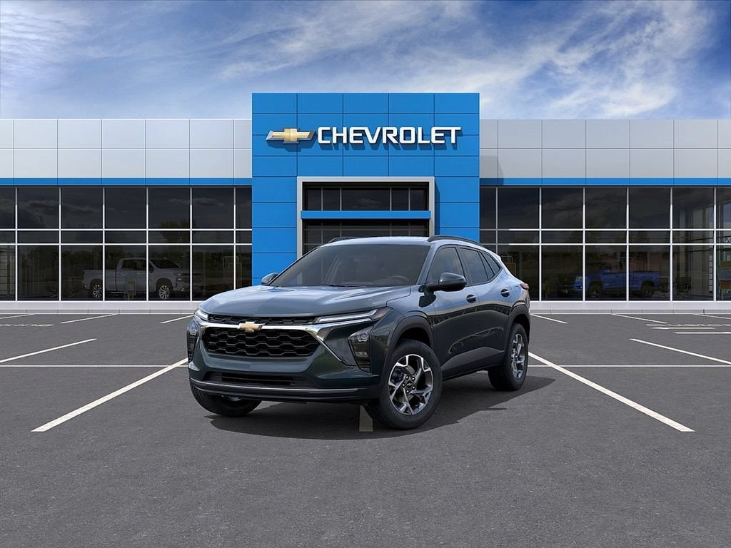 2026 Chevrolet Trax LT - Photo 8