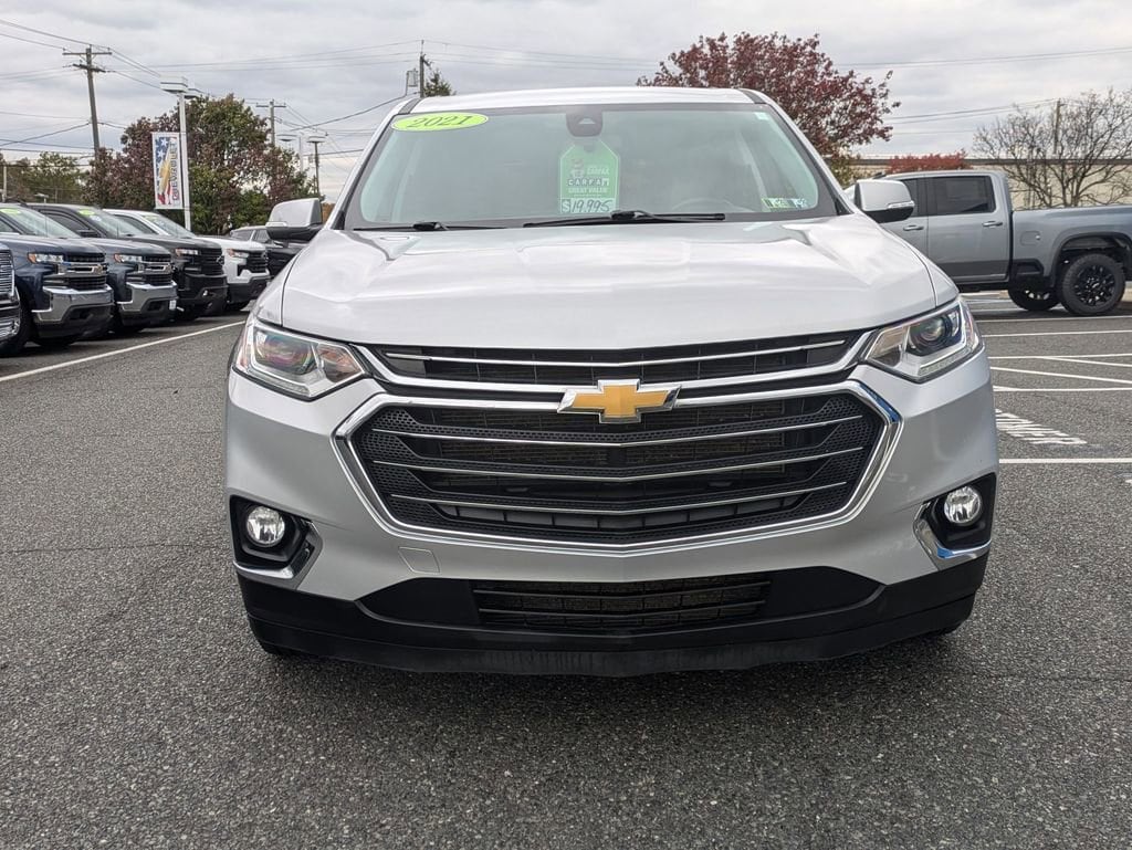 Used 2021 Chevrolet Traverse LT Cloth SUV