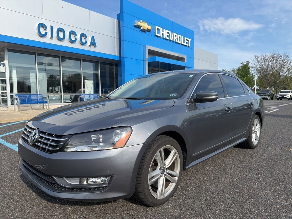 2014 Volkswagen Passat SEL Premium