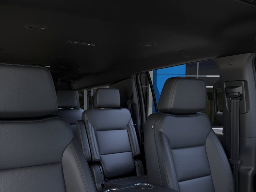 2026 Chevrolet Suburban LT - Photo 24