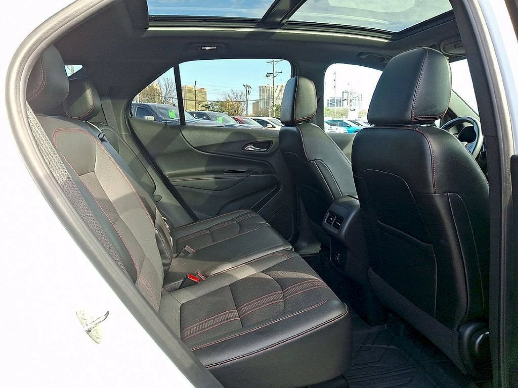 2022 Chevrolet Equinox RS - Photo 19