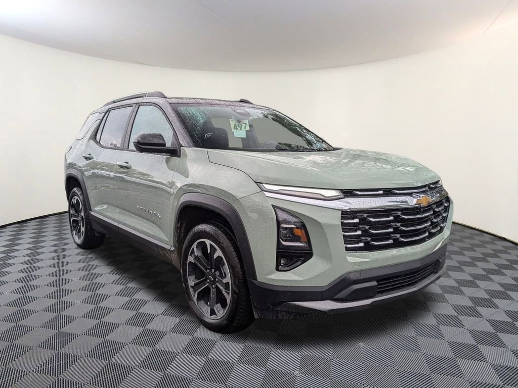 2025 Chevrolet Equinox LT's photo