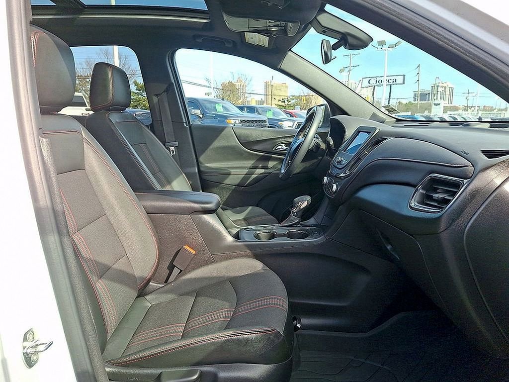 2022 Chevrolet Equinox RS - Photo 21