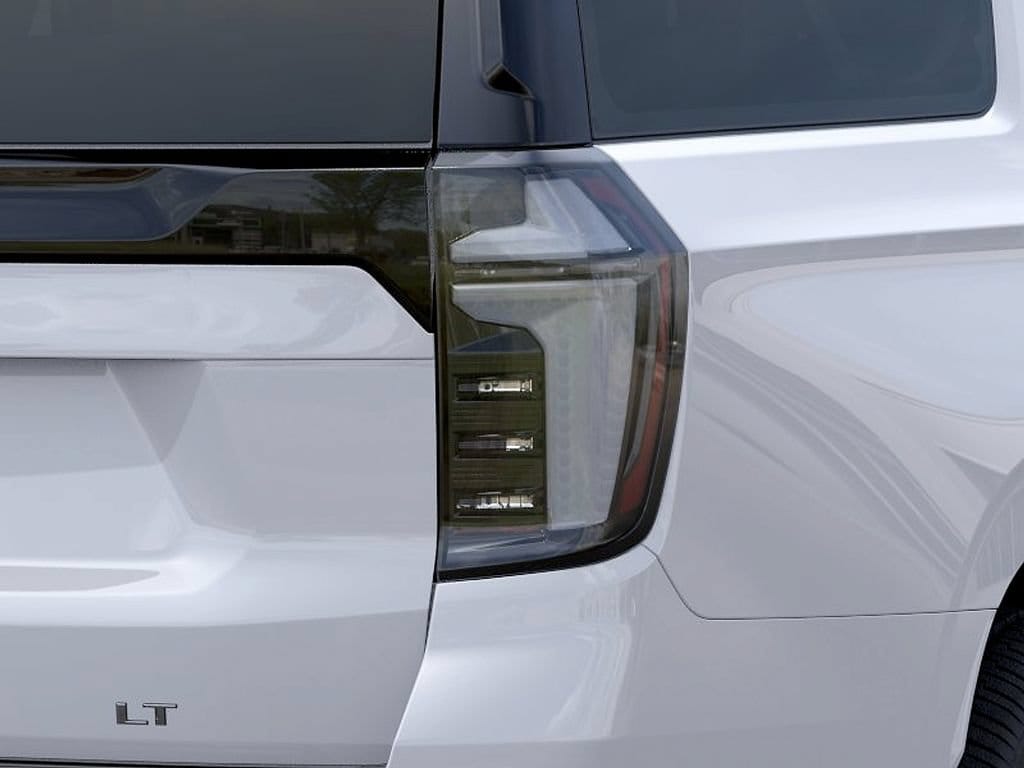 2026 Chevrolet Suburban LT - Photo 11