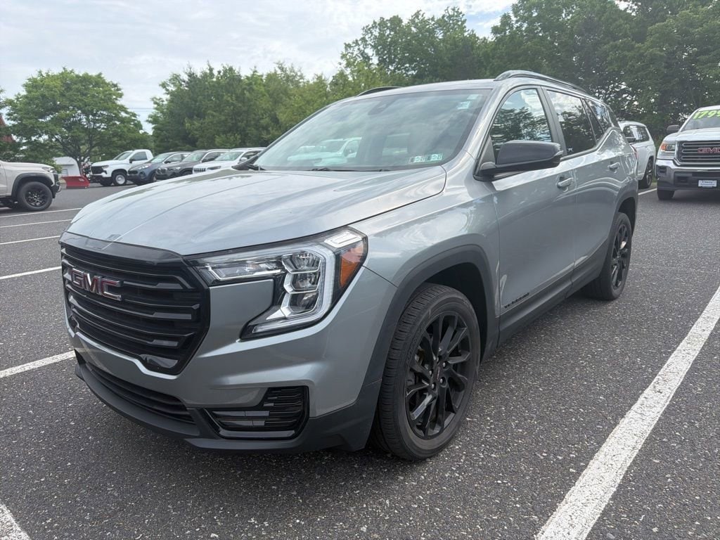 Used 2023 GMC Terrain SLE SUV