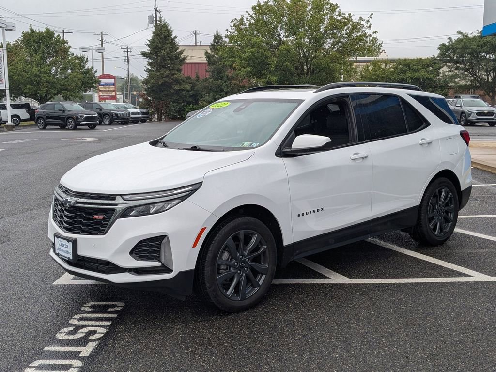 2022 Chevrolet Equinox RS photo 3