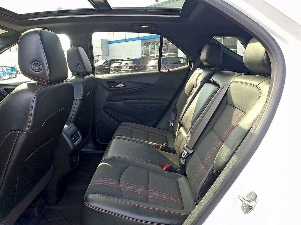 2022 Chevrolet Equinox RS - Photo 23