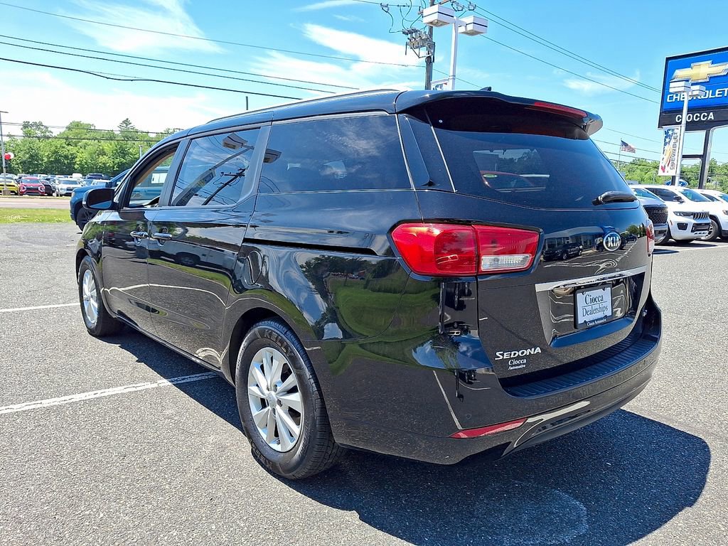 Used 2016 Kia Sedona LX with VIN KNDMB5C16G6188625 for sale in Quakertown, PA