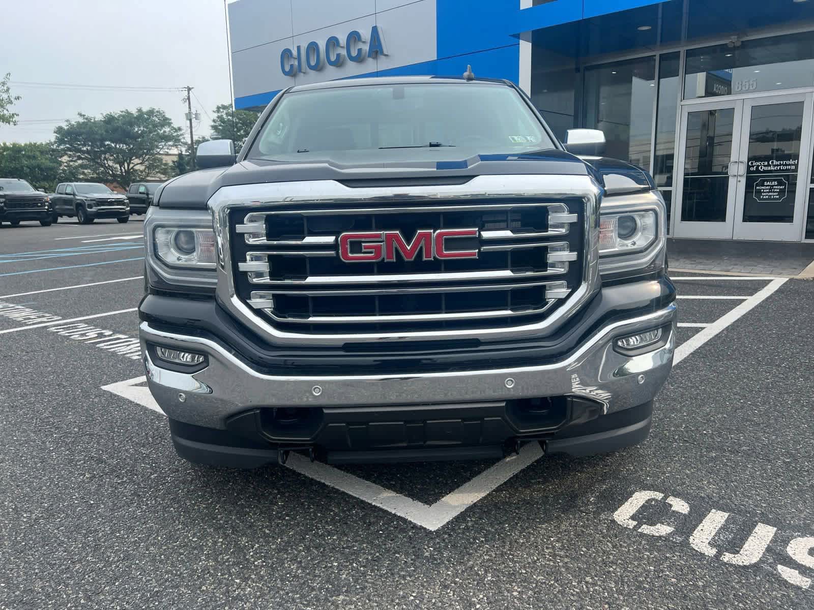 2018 Gmc Sierra 1500 SLT photo 3