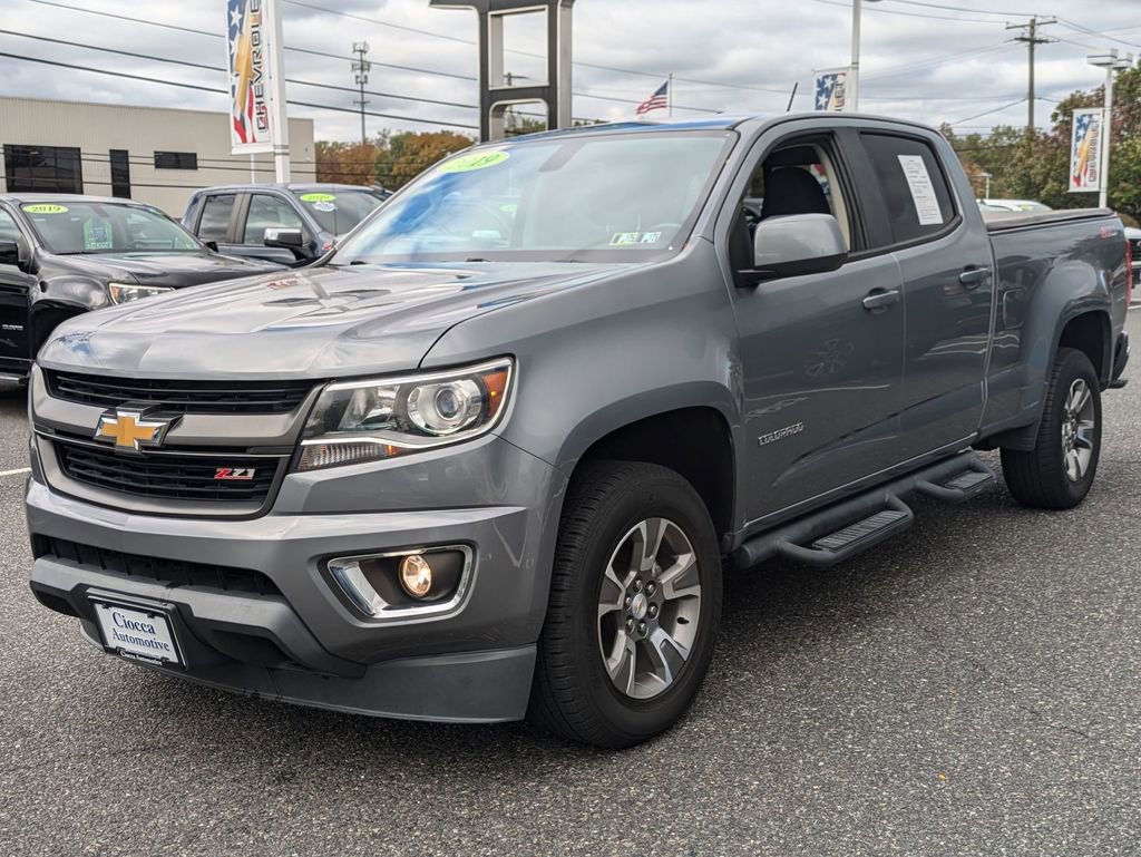 2019 Chevrolet Colorado Z71 photo 3