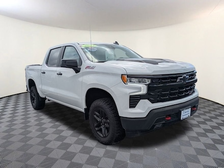 2023 Chevrolet Silverado 1500 LT Trail Boss Truck Crew Cab