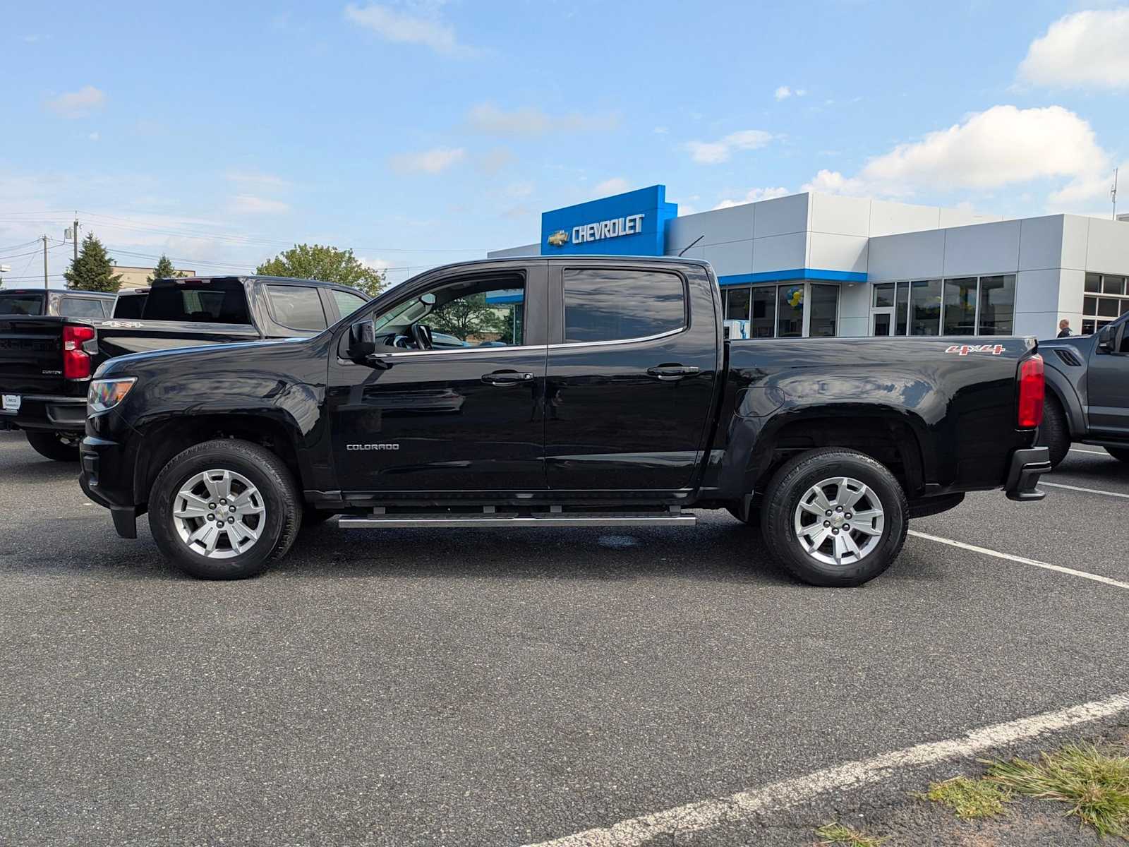 2019 Chevrolet Colorado LT photo 4