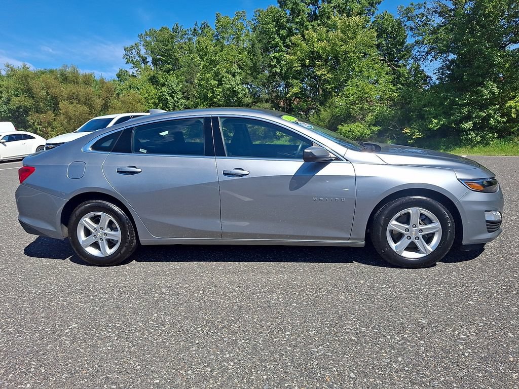 2024 Chevrolet Malibu 1LT - Photo 10