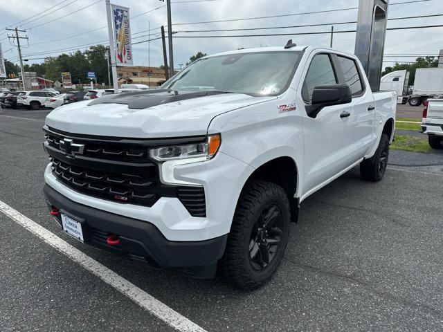 2023 Chevrolet Silverado 1500 LT Trail Boss photo 3