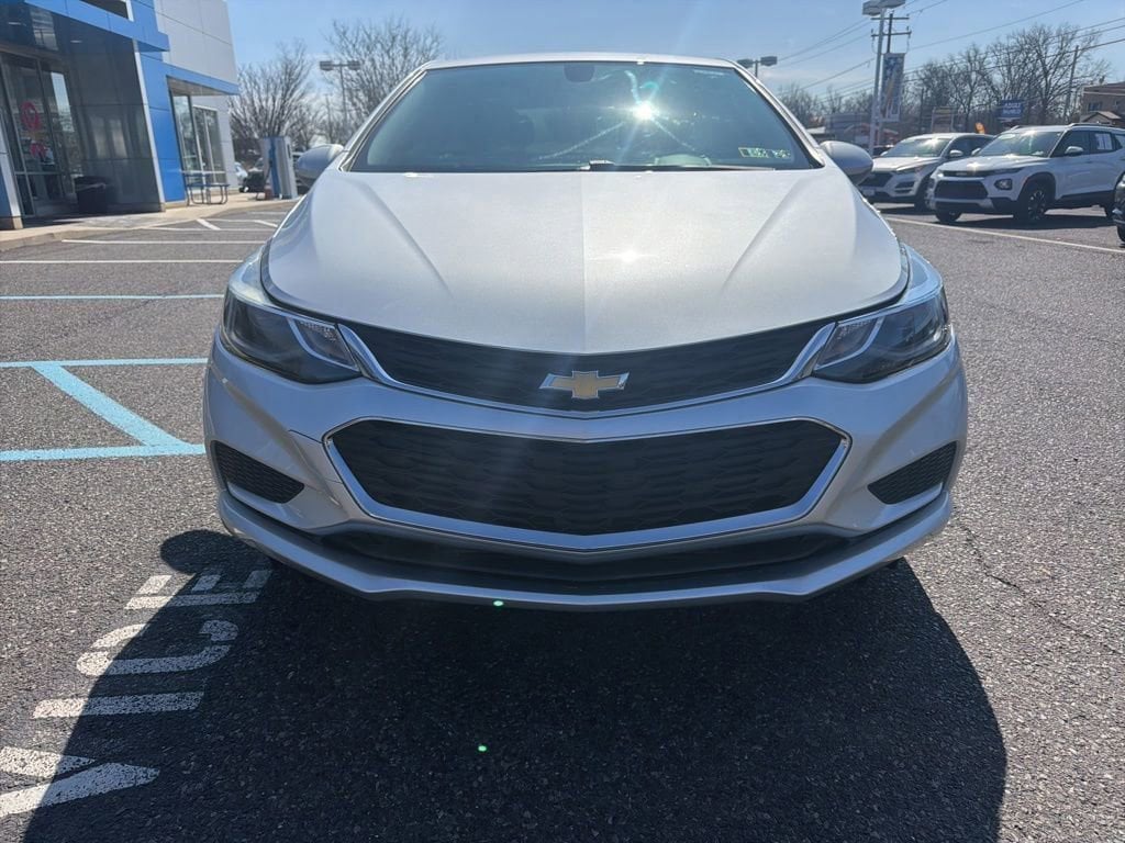 Used 2017 Chevrolet Cruze LT with VIN 1G1BE5SM9H7220191 for sale in Quakertown, PA