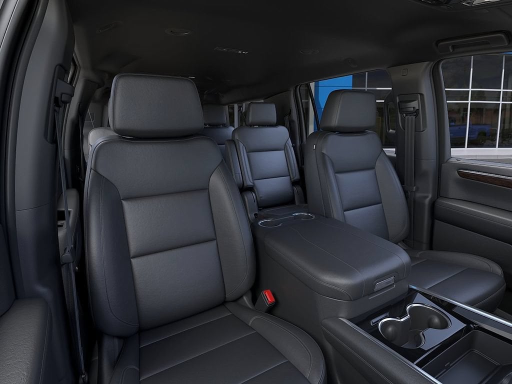 2026 Chevrolet Suburban LT - Photo 16