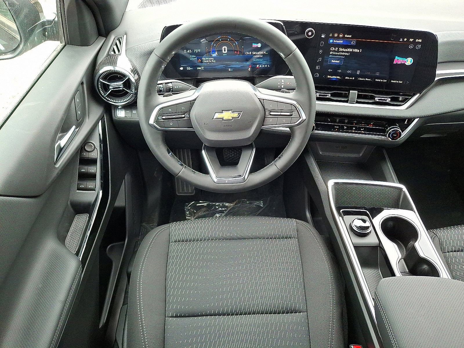 2026 Chevrolet Equinox LT photo 2