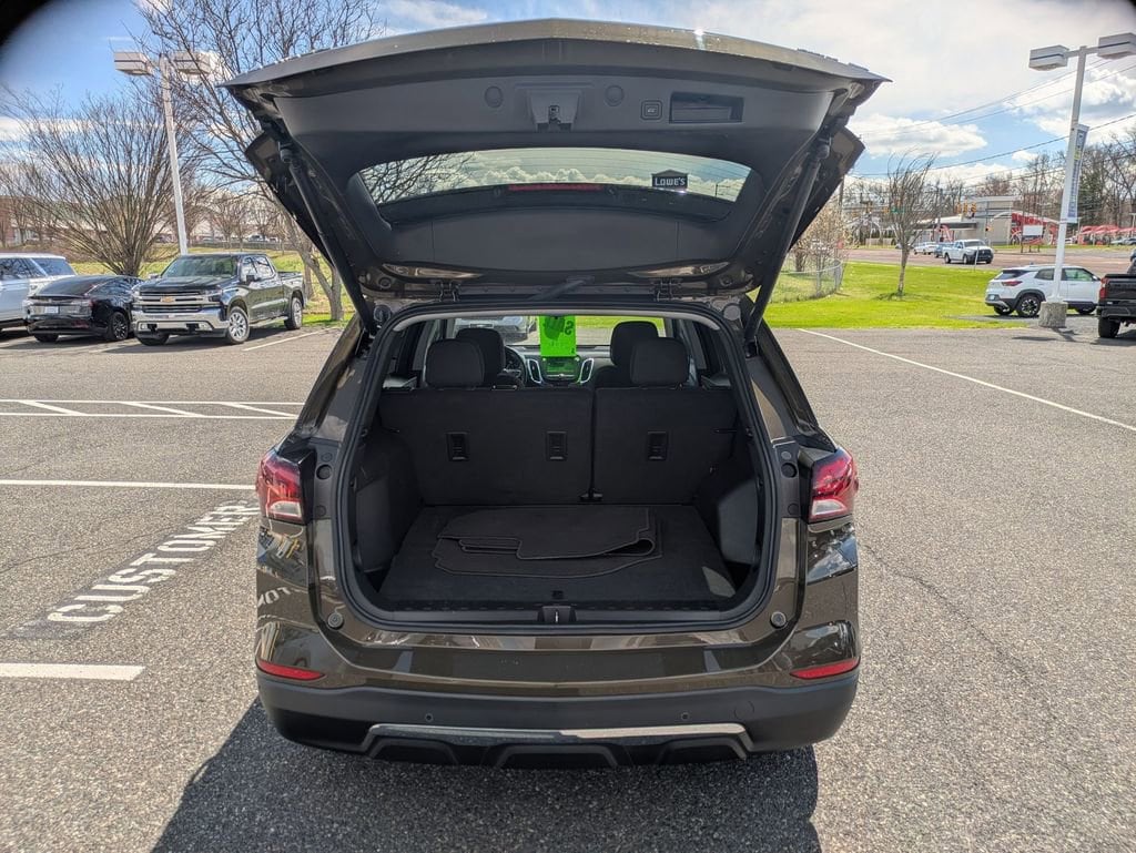2024 Chevrolet Equinox LT - Photo 22