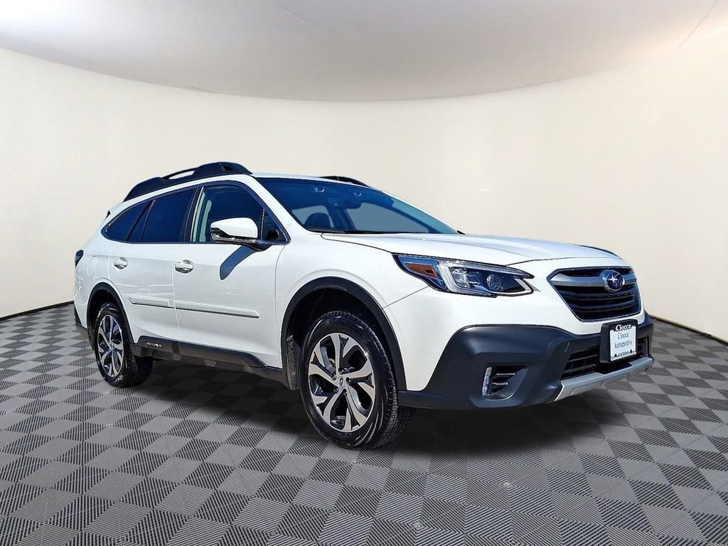 2022 Subaru Outback Limited's photo