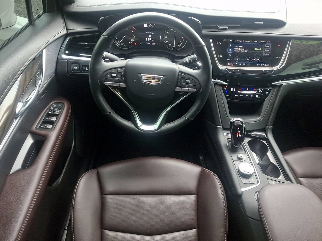 Used 2024 CADILLAC XT6 Premium Luxury SUV