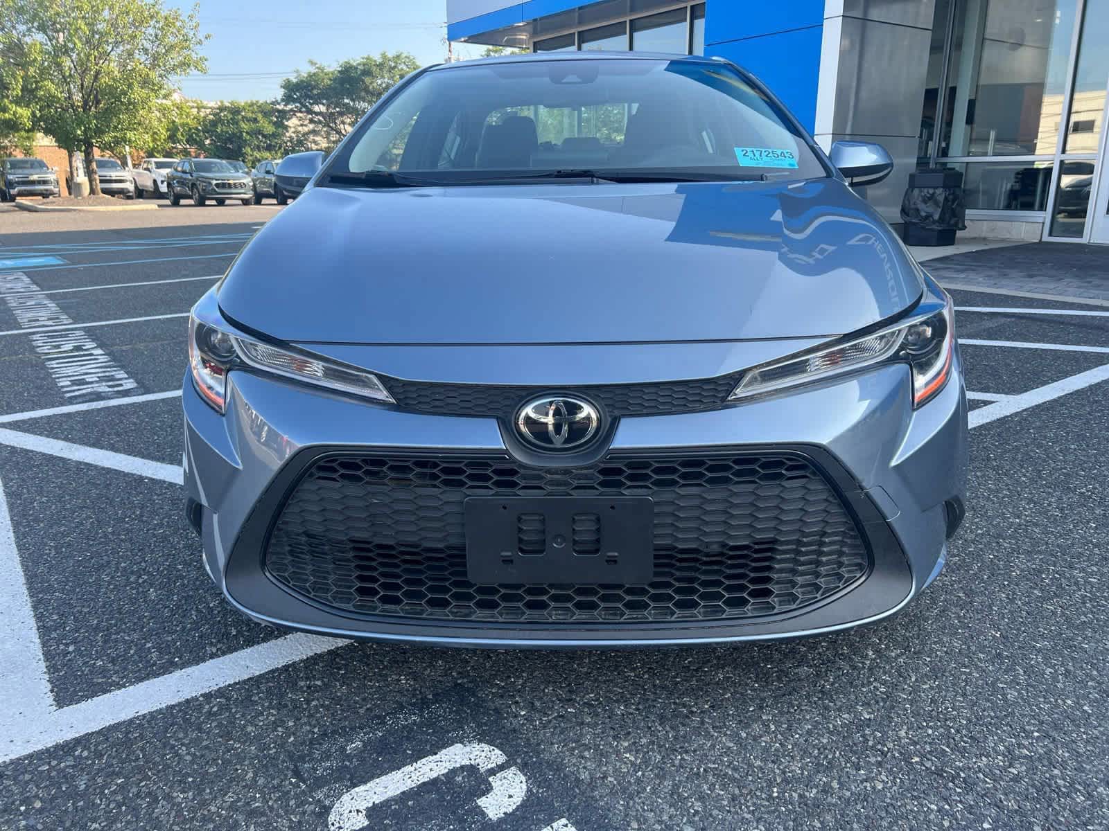 2022 Toyota Corolla LE photo 3