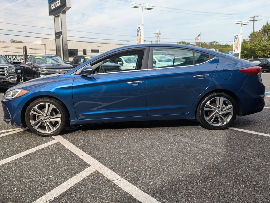 2017 Hyundai Elantra Limited photo 4