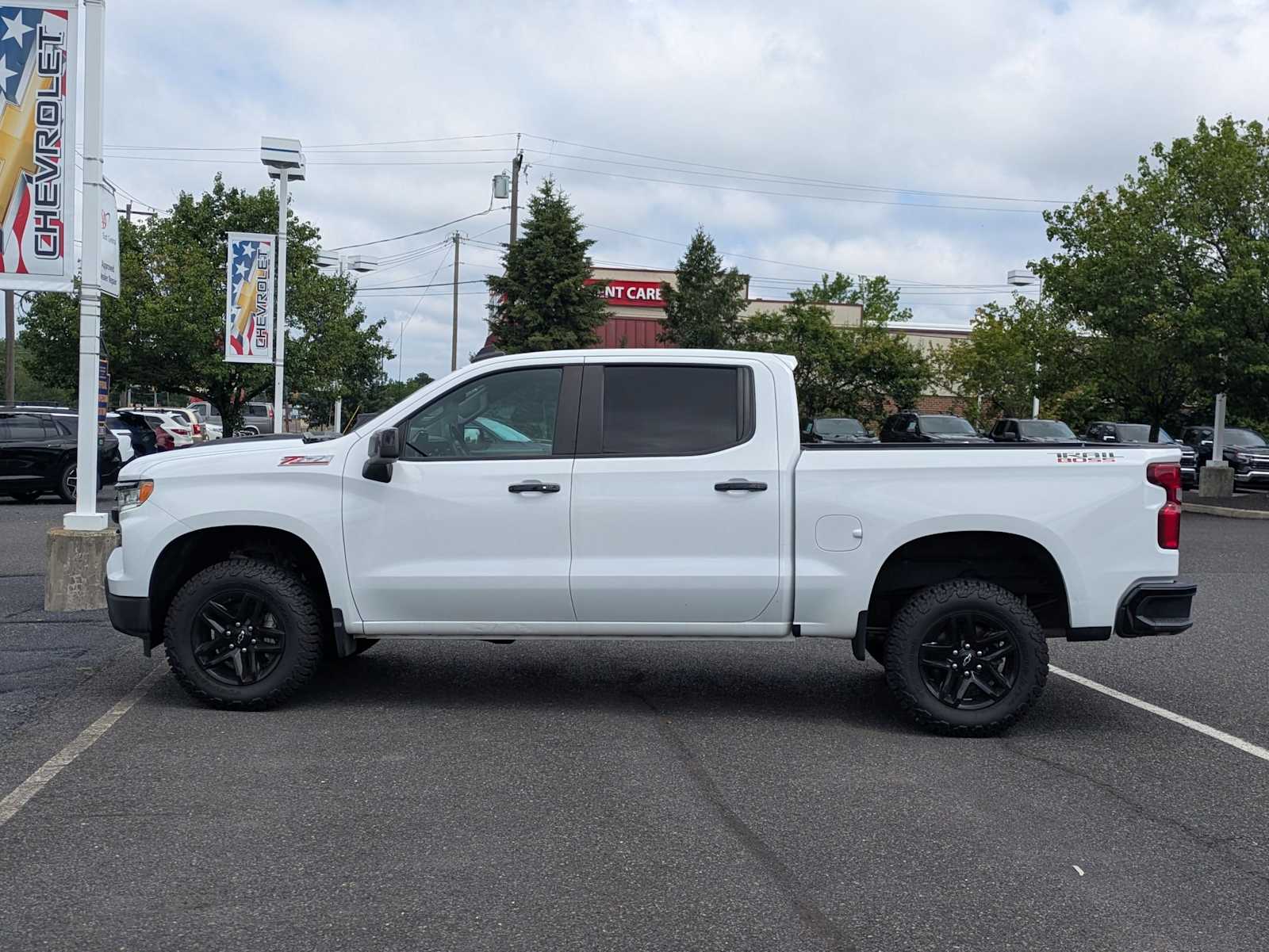 2023 Chevrolet Silverado 1500 LT Trail Boss photo 4