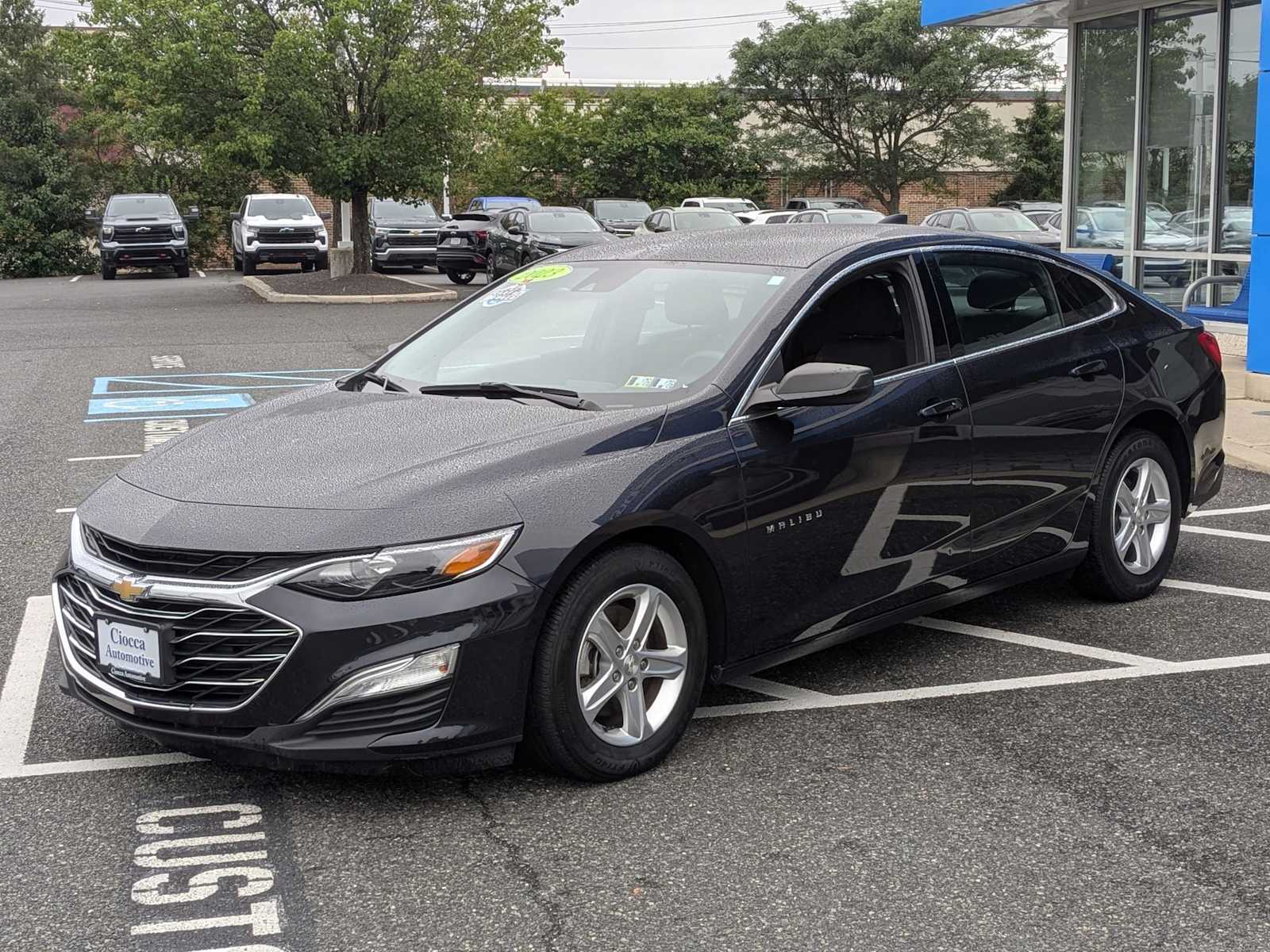 2023 Chevrolet Malibu LS photo 3