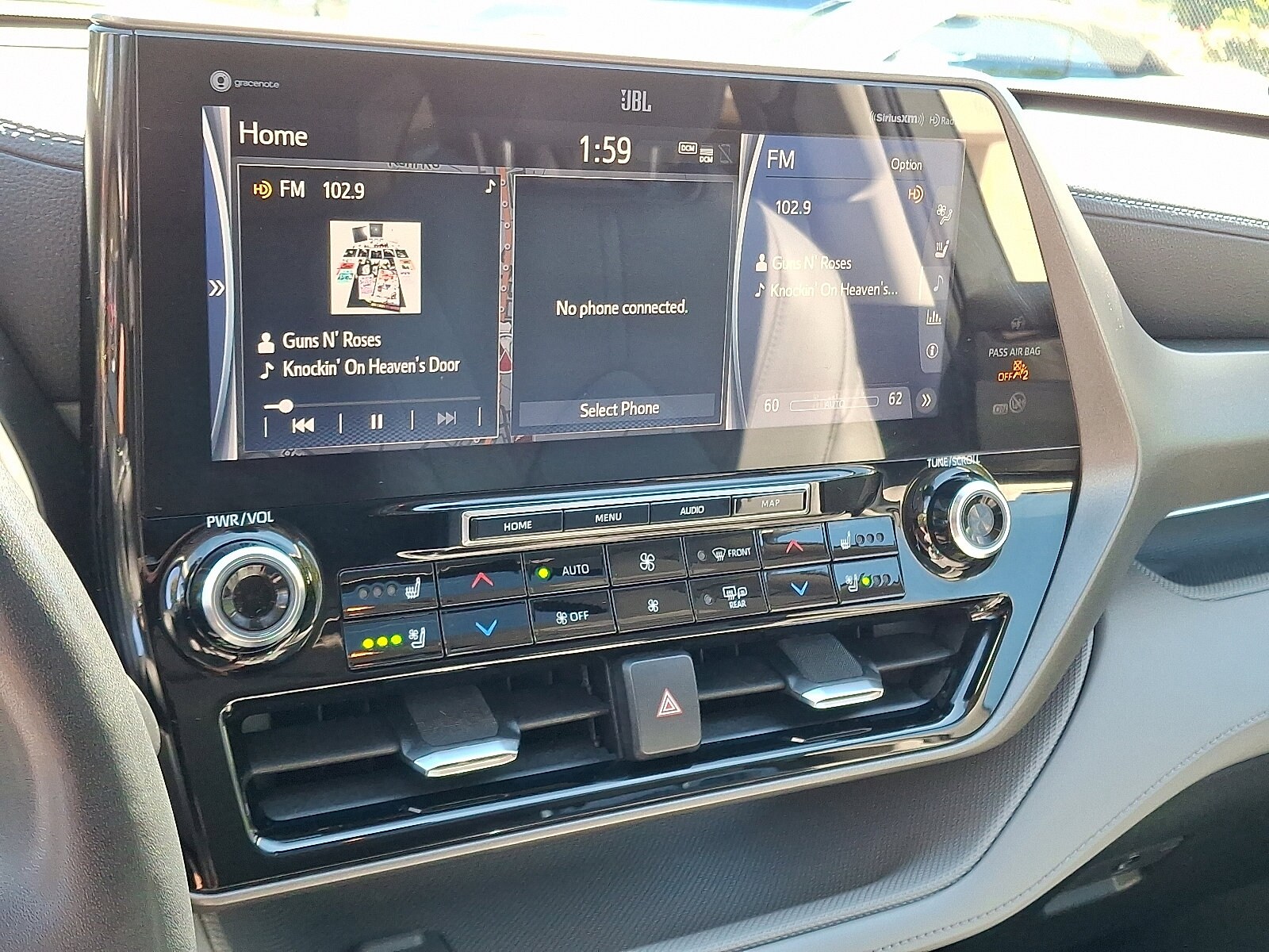 2021 Toyota Highlander Limited photo 3