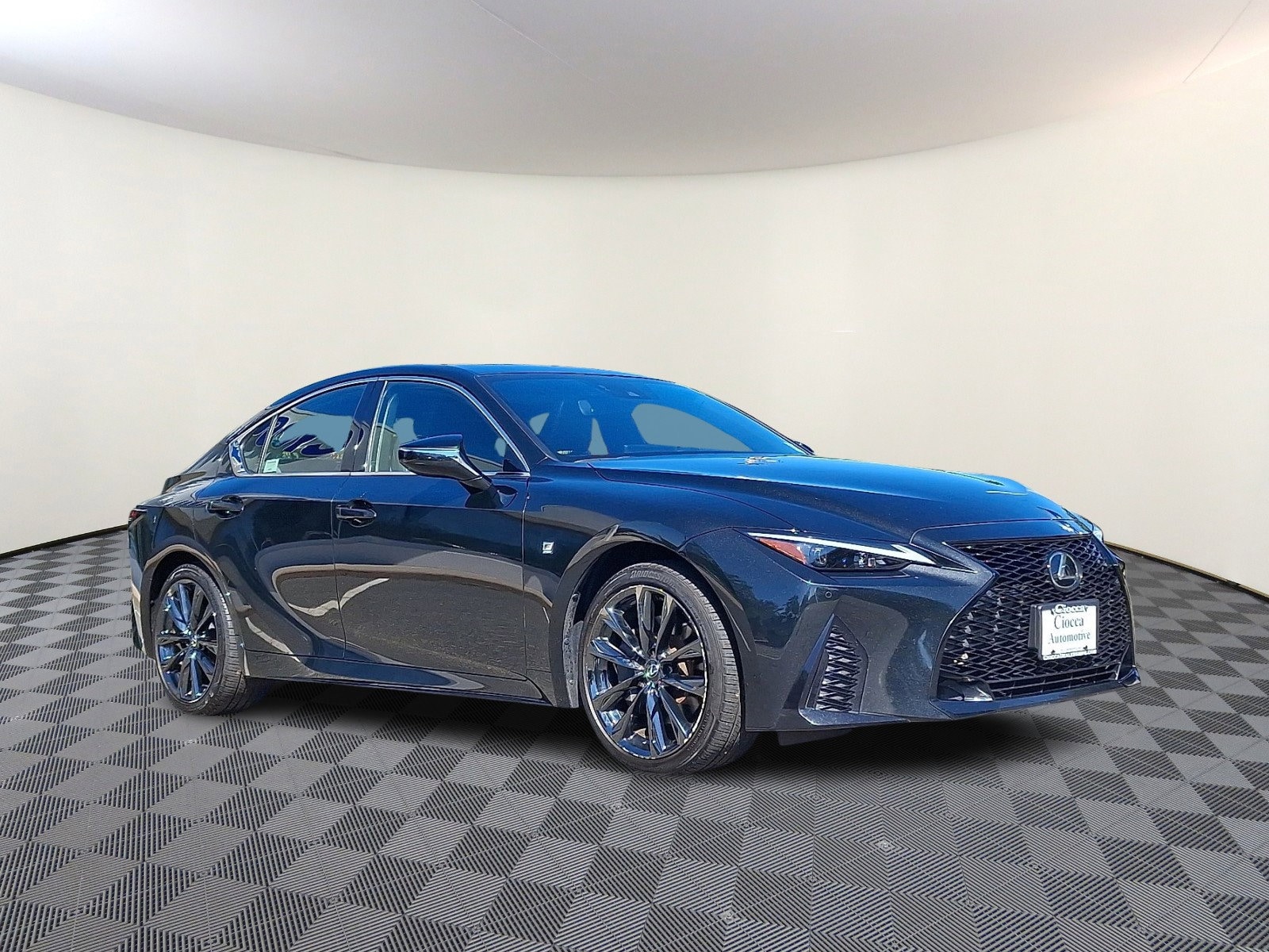 2023 Lexus IS 350 F SPORT's photo