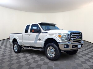 2016 Ford Super Duty F-350 SRW Lariat Truck Super Cab